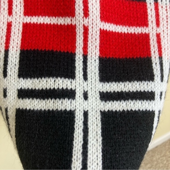 NY&Co Plaid Open Front Poncho Cardigan w Front Pockets Black/Red/White Size M - Picture 9 of 15